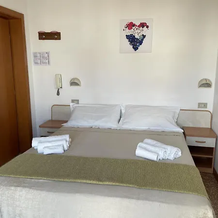 Alex Hotel