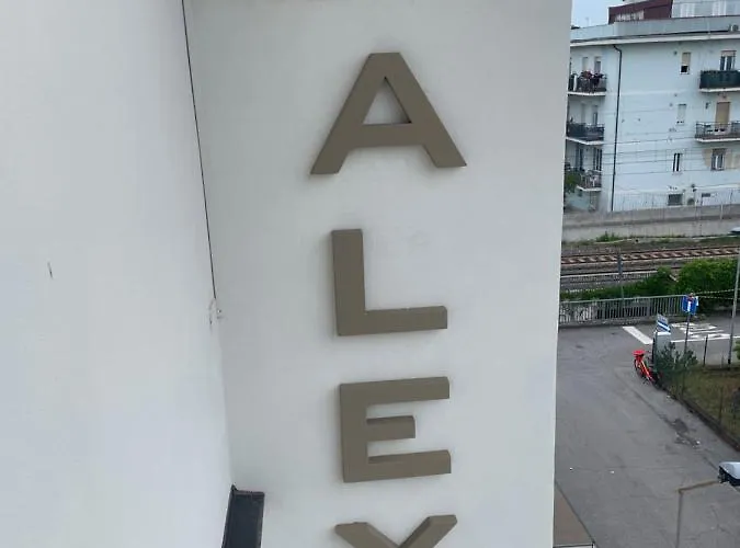 Alex 2* Rimini